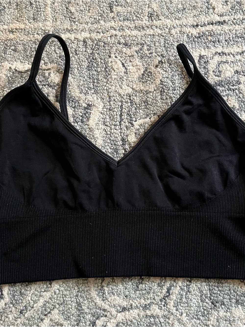 NWT GapBody seamless plunge bralette with adjustable straps M
